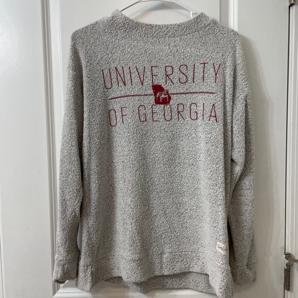 UGA Towel Sweatshirt 🤍